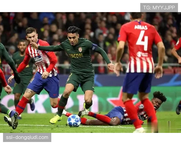 保级关键战前瞻：克莱蒙的稳守反击对阵洛里昂的控球战术